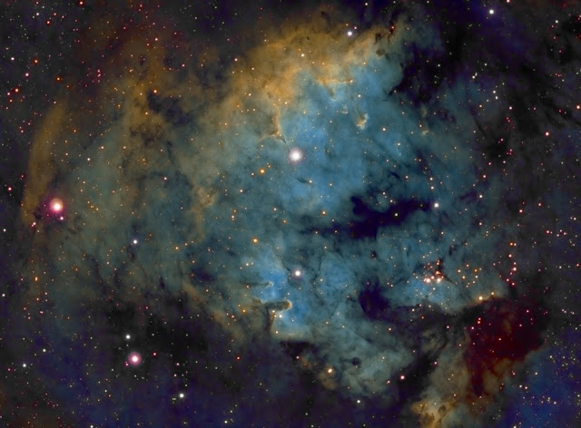 NGC 7822 y Cd 214